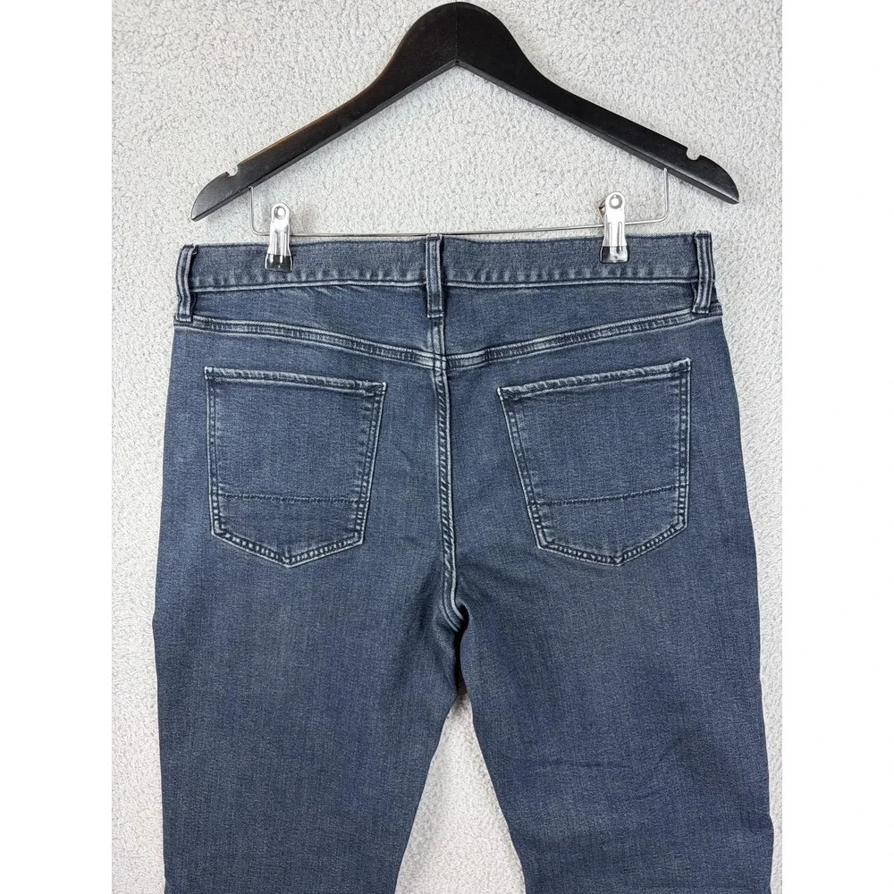 Banana Republic Travel Jeans Mens 34x30 Blue Wash Slim Tapered Stretch Denim Men
